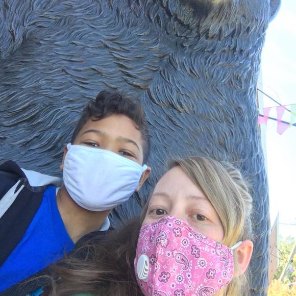 Meet your Posher, Lisa - Picture 1 of 1